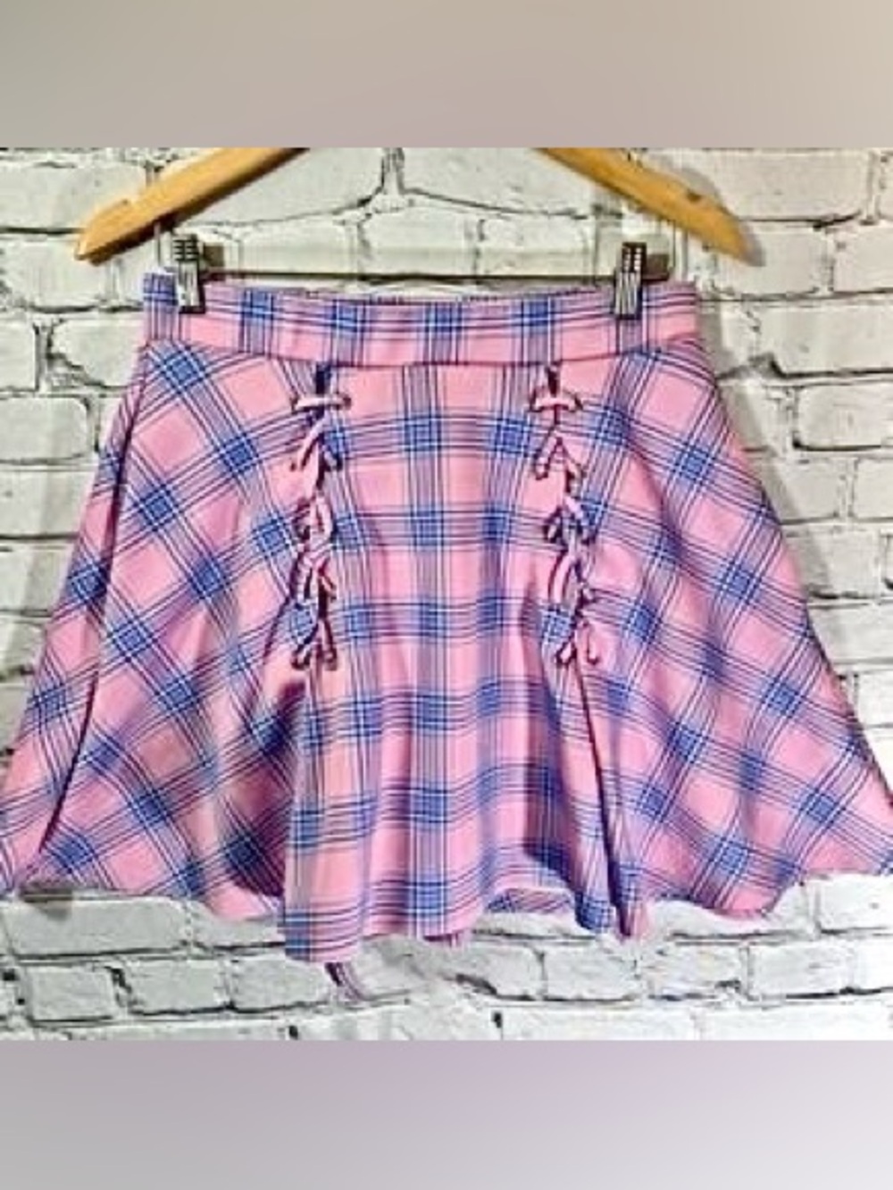 Hot Topic Pink Plaid Lace-Up Skirt | Size XL